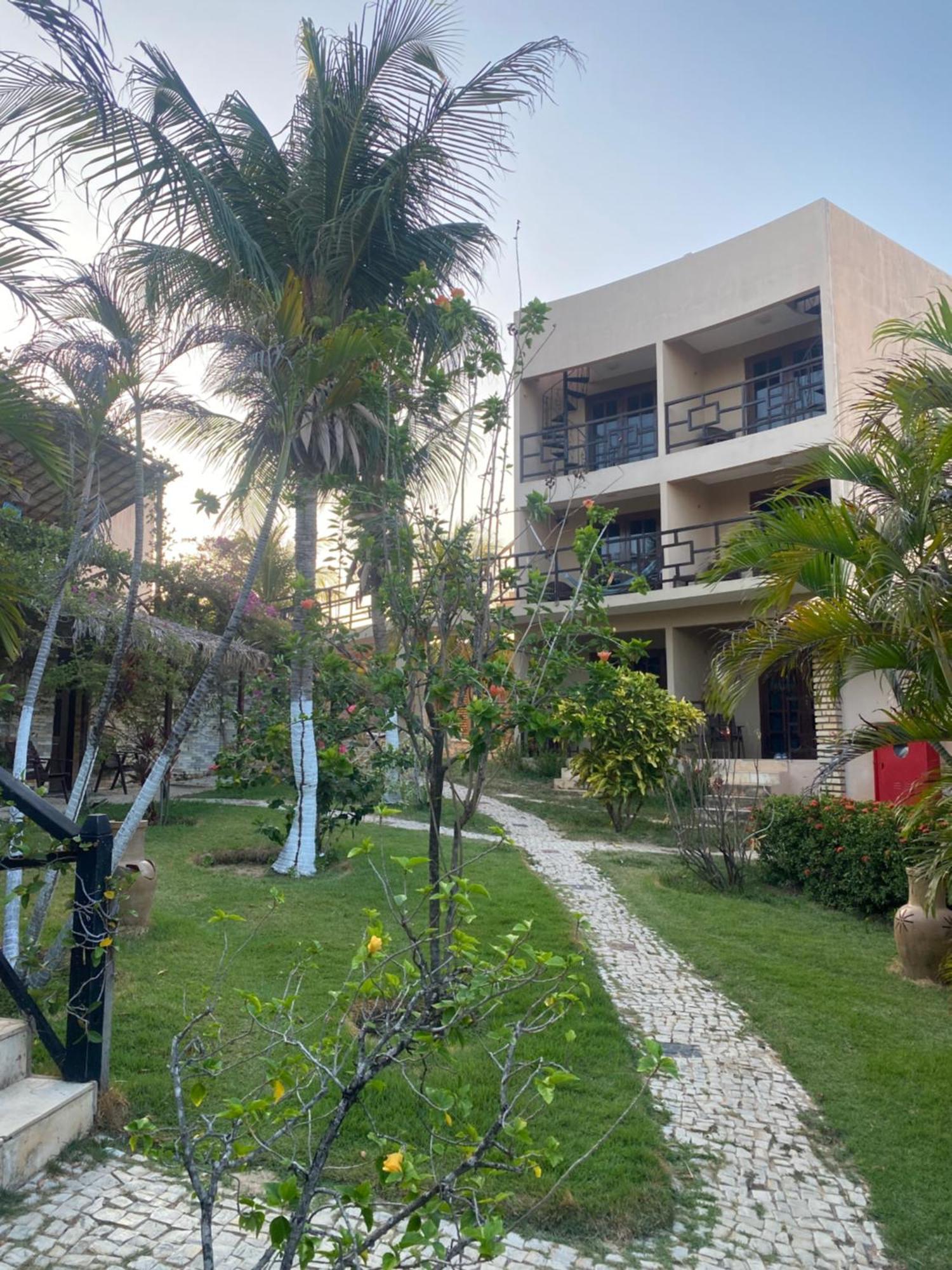 Pousada Aruana Canoa Quebrada Esterno foto